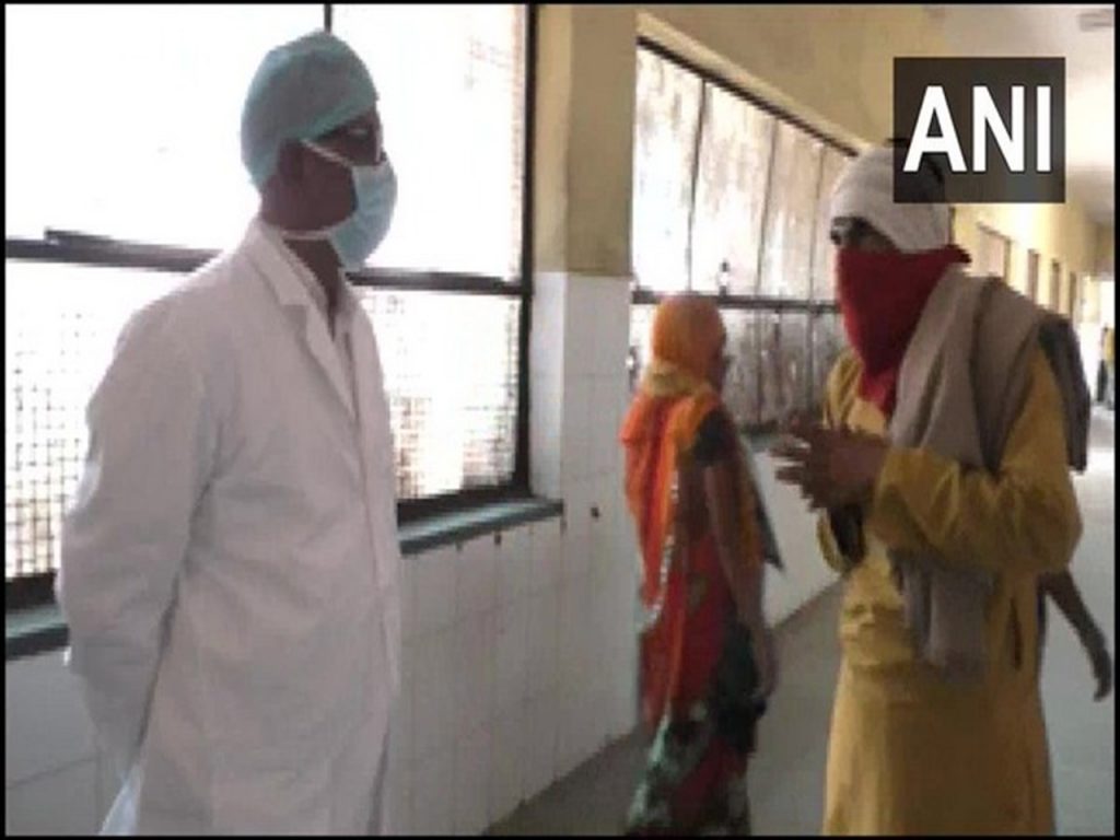 Doctor refuses to admit pregnant woman because shes Muslim her child dies after delivery