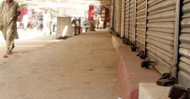 Karachi traders threaten to open markets from first of Ramazan