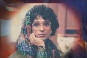 Moin Akhtar in a Women role