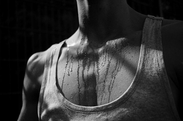 Sweating does not help you to lose fat 