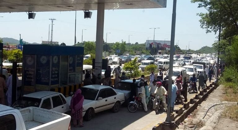 Tourists Places are Closed Still People are not Staying at Home