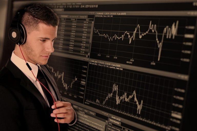 What are the benefits of forex trading online