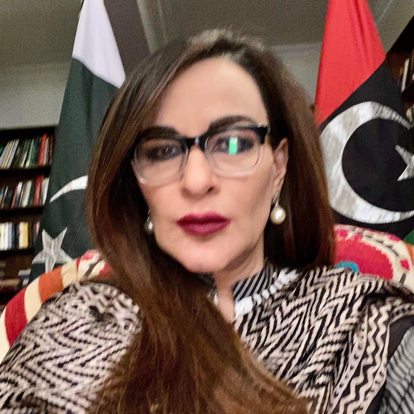 Sherry Rehman Amazing Selfie