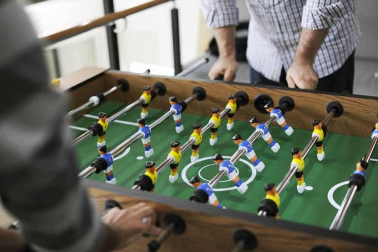 What are the advantages-disadvantages and materials of making a foosball table?