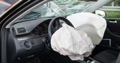 Who Is Responsible If The Airbags Did Not Open In A Car Accident?