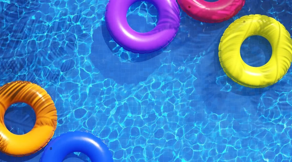 A Guide to Throwing the Ultimate Pool Party