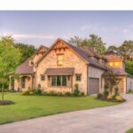 Buying a New Home When Selling an Existing One