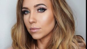 Makeup After a Spray Tan